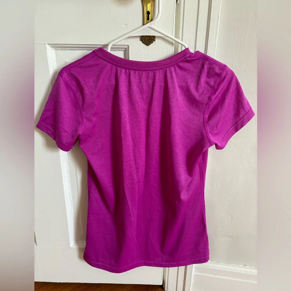 Nike Drifit tshirt - Picture 3 of 3